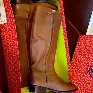 Tory Burch Jolie riding boot wide shaft tumbled leather / Veg leather